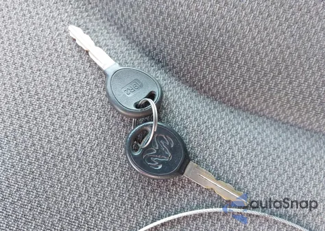 2001 Dodge Caravan Se from USA, damaged, VIN 1B4GP25B91B197088